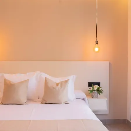 La Mina Boutique Πανσιόν 4*