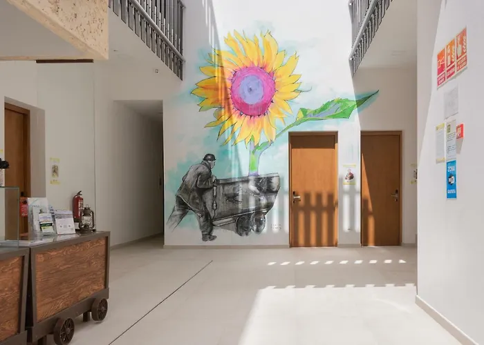 La Mina Boutique 科尼尔-德拉弗龙特拉