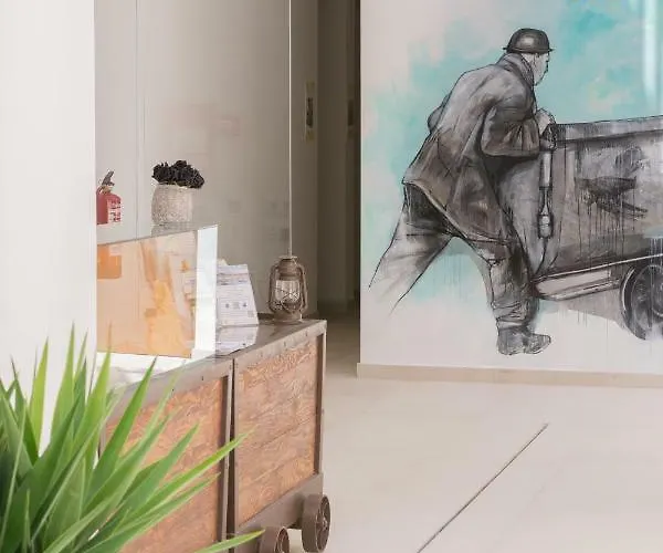 La Mina Boutique 科尼尔-德拉弗龙特拉